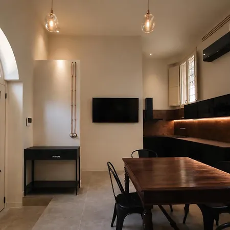 Loft Pisacane 27 - Mare E Centro A Piedi Appartamento *